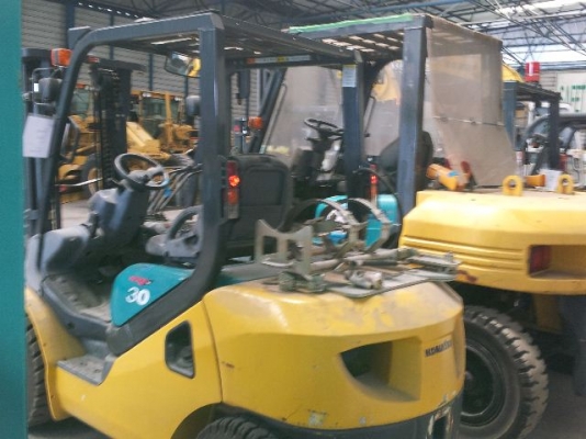 FG30T-16 # 730137 : รถกระเช้า มือสอง นำเข้าจากญี่ปุ่น by กุ้ง:TOS:081-3062283