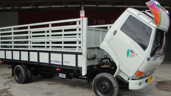 HINO KM779 เครื่อง117แรง ดาวน์50000ผ่อน11700/48เดือน HINO KM779 เครื่อง117แรง ดาวน์50000ผ่อน11700/48เดือน