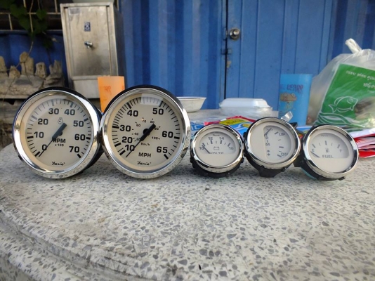 ขาย quintrex 390 บิ๊วอินเรียบร้อย