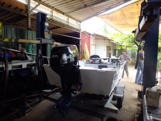 ขาย quintrex 390 บิ๊วอินเรียบร้อย