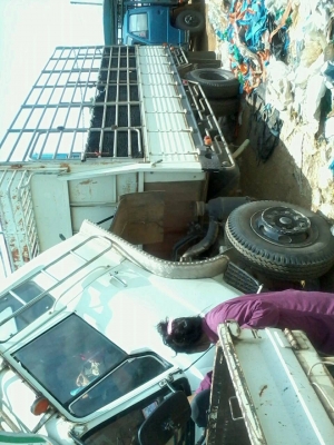 ขายด่วน รถบรรทุก 6 ล้อประกอบ ยี่ห้อ HINO EH 700