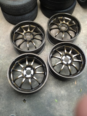 ขายล้อAdvan rz ขอบ17 กว้าง7 4/100  ถูกๆ 6800