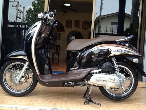 HONDA SCOOPY I ลายคลาสสิค สวยแกะกล่อง