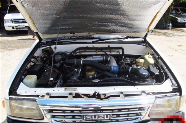 ISUZU TFR มังกรทอง SUPREME4DR. 2.5 ปี97 รถสวย จัดไฟแนนซ์ได้คะ