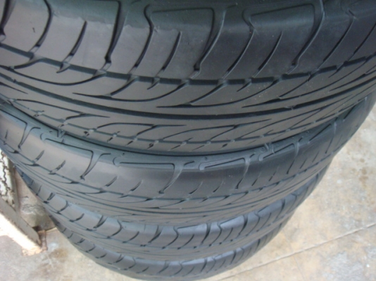 ขายยาง Dunlop LM 703  ปี 12