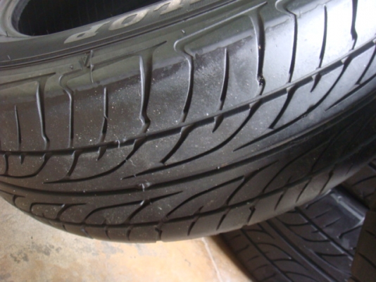 ขายยาง Dunlop LM 703  ปี 12