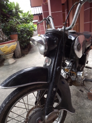 ขาย c200  แห้งๆ ซักคัน