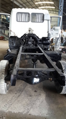 ขายHINO ไฮเทค 4x4 คานแข็ง หรือแยกขาย