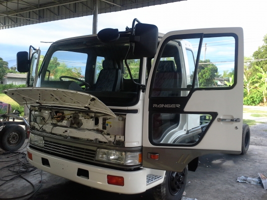 ขายHINO ไฮเทค 4x4 คานแข็ง หรือแยกขาย