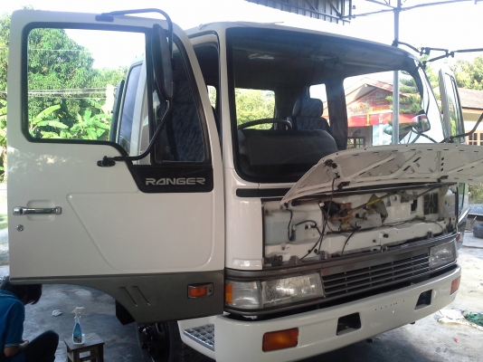 ขายHINO ไฮเทค 4x4 คานแข็ง หรือแยกขาย