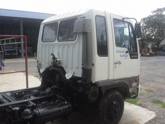 ขายHINO ไฮเทค 4x4 คานแข็ง หรือแยกขาย