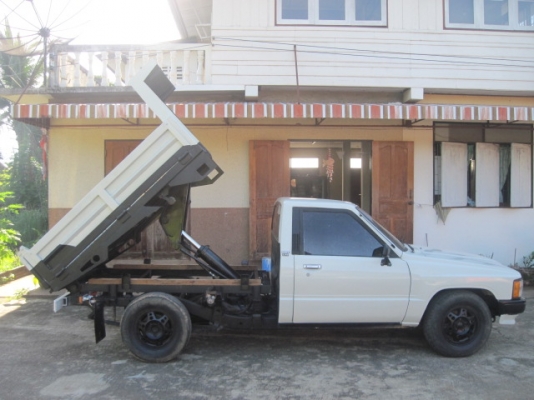 TOYOTA LN 56 ดั้ม SR-5