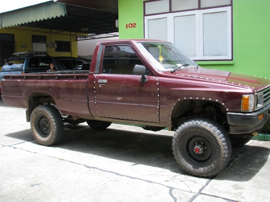 ลดราคา ขาย TOYOTA Mighty x 4WD 200,000 บาท ลดราคา ขาย TOYOTA Mighty x 4WD 200,000 บาท