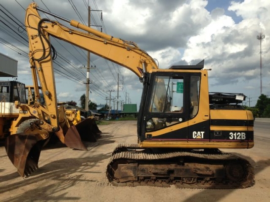 ขายรถแบคโฮ CAT 312B ระบบไฟฟ้าเต็ม  ใบแทร็ค70 ซม บูมอาร์มยาวพิเศษ นำเข้าจากญิ่ปุ่น มีVDOการทำงานให้ชมครับ ติดต่อ 081-2990958