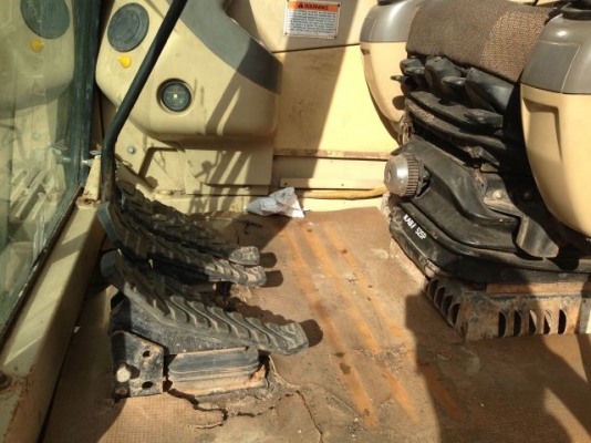 ขายรถแบคโฮ CAT 312B ระบบไฟฟ้าเต็ม  ใบแทร็ค70 ซม บูมอาร์มยาวพิเศษ นำเข้าจากญิ่ปุ่น มีVDOการทำงานให้ชมครับ ติดต่อ 081-2990958