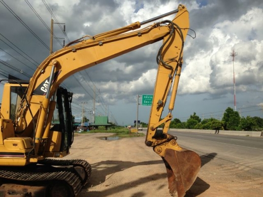 ขายรถแบคโฮ CAT 312B ระบบไฟฟ้าเต็ม  ใบแทร็ค70 ซม บูมอาร์มยาวพิเศษ นำเข้าจากญิ่ปุ่น มีVDOการทำงานให้ชมครับ ติดต่อ 081-2990958