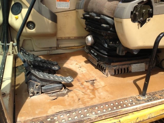 ขายรถแบคโฮ CAT 312B ระบบไฟฟ้าเต็ม  ใบแทร็ค70 ซม บูมอาร์มยาวพิเศษ นำเข้าจากญิ่ปุ่น มีVDOการทำงานให้ชมครับ ติดต่อ 081-2990958