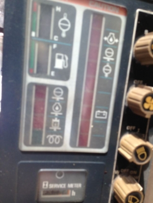 ขายรถแบคโฮ KOMATSU PC100-3 นำเข้าจากญิ่ปุ่น ใบแทร็ค70 ซม.มีVDOการทำงานให้ชมครับ ติดต่อ 081-2990958