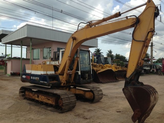 ขายรถแบคโฮ KOMATSU PC100-3 นำเข้าจากญิ่ปุ่น ใบแทร็ค70 ซม.มีVDOการทำงานให้ชมครับ ติดต่อ 081-2990958