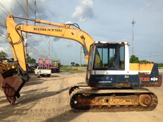 ขายรถแบคโฮ KOMATSU PC100-3 นำเข้าจากญิ่ปุ่น ใบแทร็ค70 ซม.มีVDOการทำงานให้ชมครับ ติดต่อ 081-2990958