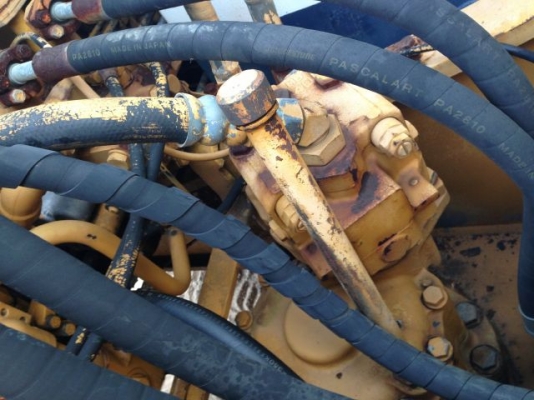 ขายรถแบคโฮ KOMATSU PC100-3 นำเข้าจากญิ่ปุ่น ใบแทร็ค70 ซม.มีVDOการทำงานให้ชมครับ ติดต่อ 081-2990958