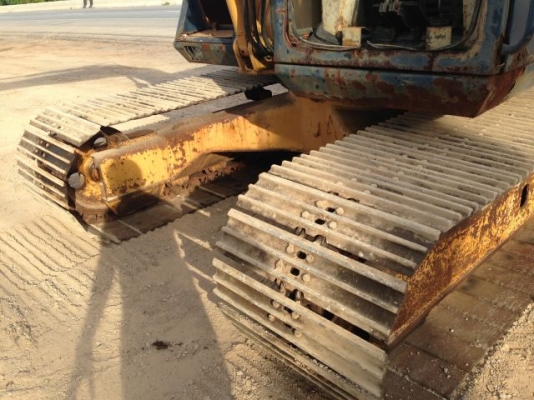 ขายรถแบคโฮ KOMATSU PC100-3 นำเข้าจากญิ่ปุ่น ใบแทร็ค70 ซม.มีVDOการทำงานให้ชมครับ ติดต่อ 081-2990958