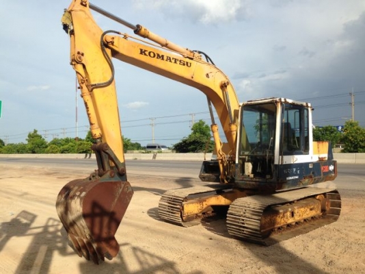 ขายรถแบคโฮ KOMATSU PC100-3 นำเข้าจากญิ่ปุ่น ใบแทร็ค70 ซม.มีVDOการทำงานให้ชมครับ ติดต่อ 081-2990958