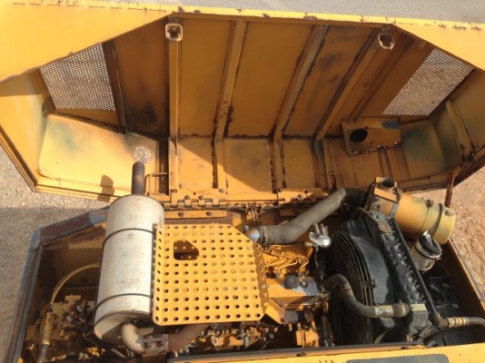 ขายรถแบคโฮ KOMATSU PC100-3 นำเข้าจากญิ่ปุ่น ใบแทร็ค70 ซม.มีVDOการทำงานให้ชมครับ ติดต่อ 081-2990958