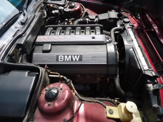 ขาย BMW SERIES 525IA ปี2535 เครื่องเดิมๆ สภาพดี พร้อมใช้ 190,000.-