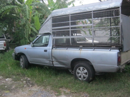 ขายครับ นิสัน ฟอร์นเทีย ปี 02