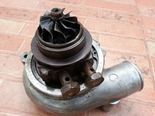 ขายถูกเทอร์โบ เครื่อง MITSUBISHI 4M40T ขายถูกเทอร์โบ เครื่อง MITSUBISHI 4M40T