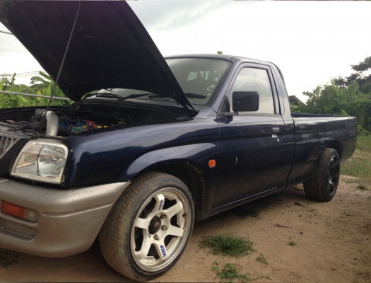 ขาย MITSUBISHI STRADA หัวเดียว