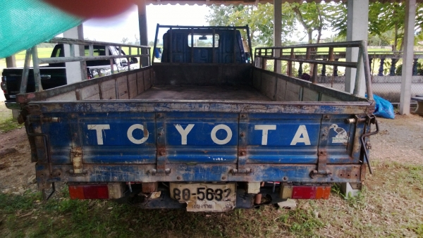 รถ 6 ล้อเล็ก เครื่องยนต์ 14B