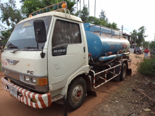 ขายรถ6ล้อฮีโน่FC120 แรง ถังน้ำมัน2หัวจ่าย สภาพสวยพร้อมใช้งานคับ