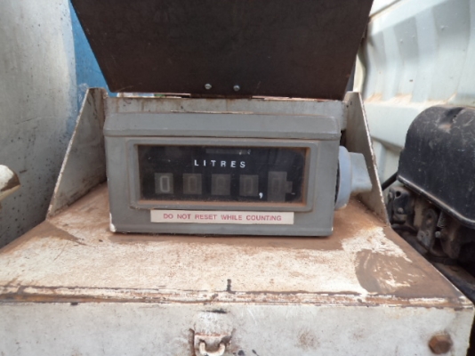 ขายรถ6ล้อฮีโน่FC120 แรง ถังน้ำมัน2หัวจ่าย สภาพสวยพร้อมใช้งานคับ