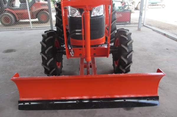 KUBOTA L4708 MAX คุณภาพเยี่ยม พร้อมใบมีดติดตัวรถ พร้อมผานตร้าช้างมือสองเอาไปเลย ดาวน์ 130,000 บาทเท่านั้น KUBOTA L4708 MAX คุณภาพเยี่ยม พร้อมใบมีดติดตัวรถ พร้อมผานตร้าช้างมือสองเอาไปเลย ดาวน์ 130,000 บาทเท่านั้น