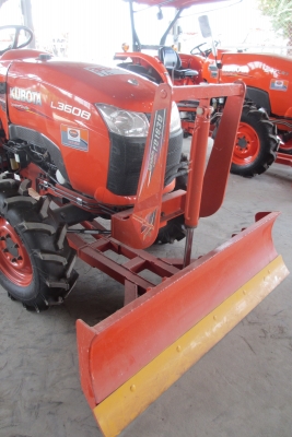KUBOTA L3608 MAX คุณภาพเยี่ยม พร้อมใบมีดติดตัวรถ พร้อมผานตร้าช้างมือสองเอาไปเลย ดาวน์ 90,000 บาทเท่านั้น