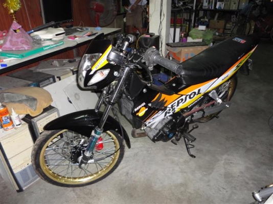 ต้องการขาย รถจักรยานยนต์รุ่น HONDA