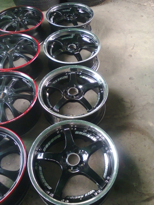 ขายล้อขอบ17 4รู100 ชุดละ5000