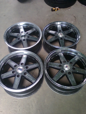 ขายล้อ6รูขอบ17ชุละ5500