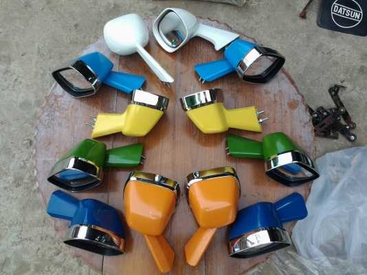 JOECLASSIC...ขายกระจกติดแก้มแนวเรโทรใส่ได้ทั้งรฤกะบะและรฤเก๋งตัวกระจกปรับข้างในได้กระจกใหม่งานเก่าเก็บคู่ละ 950..ของมีจำนวนจำกัดสนใจโทรสอบฤามได้เลย..