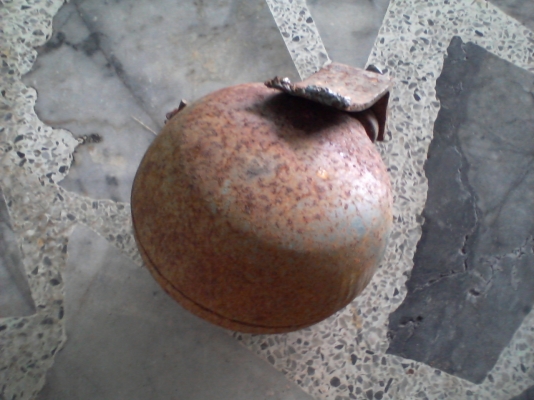 สปอร์ตไลท์โคมเหล็ก ทรงกระสุน เลนต์เป็นกระจก 6 นิ้ว สปอร์ตไลท์โคมเหล็ก ทรงกระสุน เลนต์เป็นกระจก 6 นิ้ว