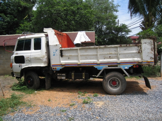 HINO FD - 180 HP HO7C หกล้อดั๊มพ์  หัว4Dนอก