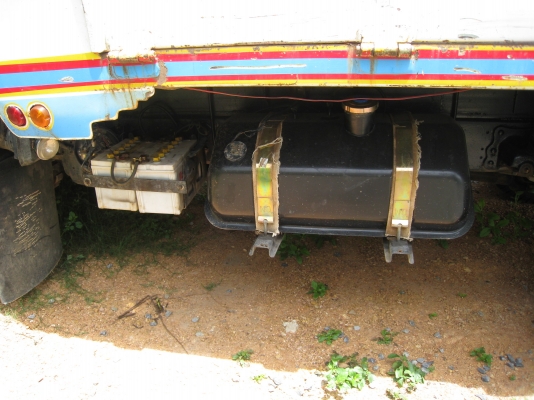 HINO FD - 180 HP HO7C หกล้อดั๊มพ์  หัว4Dนอก