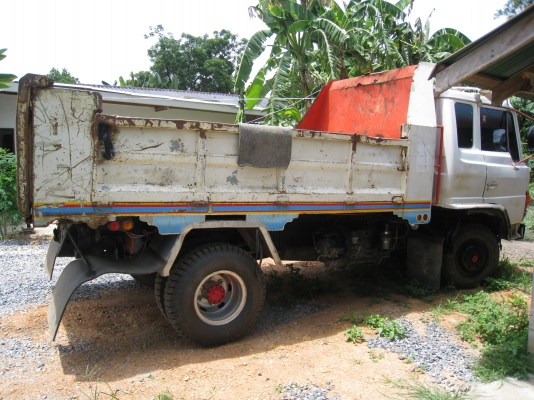 HINO FD - 180 HP HO7C หกล้อดั๊มพ์  หัว4Dนอก