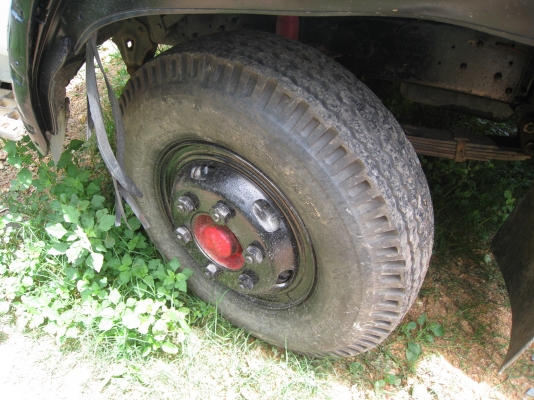 HINO FD - 180 HP HO7C หกล้อดั๊มพ์  หัว4Dนอก