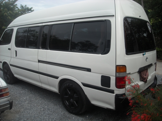 ขายรถตู้หลังคาสูง ตาเหยี่ยว 0861219625