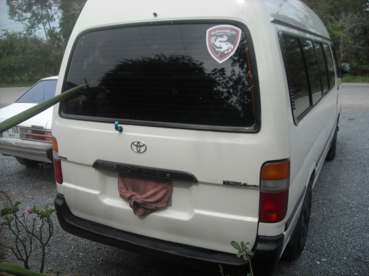 ขายรถตู้หลังคาสูง ตาเหยี่ยว 0861219625