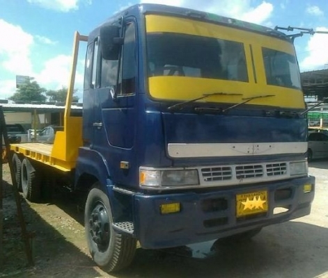 HINO PROFIA 260 HP EK100 รถหางปลาสิบล้อ 2 เพลา รถสวยจัดพร้อมลากพร้อมบรรทุกได้เลย เครื่องแน่นแรงดี ภายในเก๋งคอนโซลสวยครบเพียบพร้อม แอร์ พ.เพาเวอร์ ก.ไฟฟ้า ระบบเบรคทริ๊ปฟี้ ช่วงล่างแน่นคัชซีสวย ยางสภาพดี 80\% พร้อมใช้งาน เอกสารทะเบียนภาษีครบพร้อมโอน ราคาต่อร