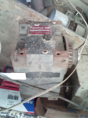 เกียร์ทดแบบหมุนเป็นช่วงๆ ชุดเกียร์ด้านในแบ่งเป็น 1/4 เหมาะกับการใช้ป้อนงานต่างๆที่เป็นช่วงๆ (ใน1รอบจะแบ่งการทำงานและหยุด4ช่วง) อัตราทด 1ต่อ 30 ของโรงงานจากญี่ปุ่น(มี4 ตัว)